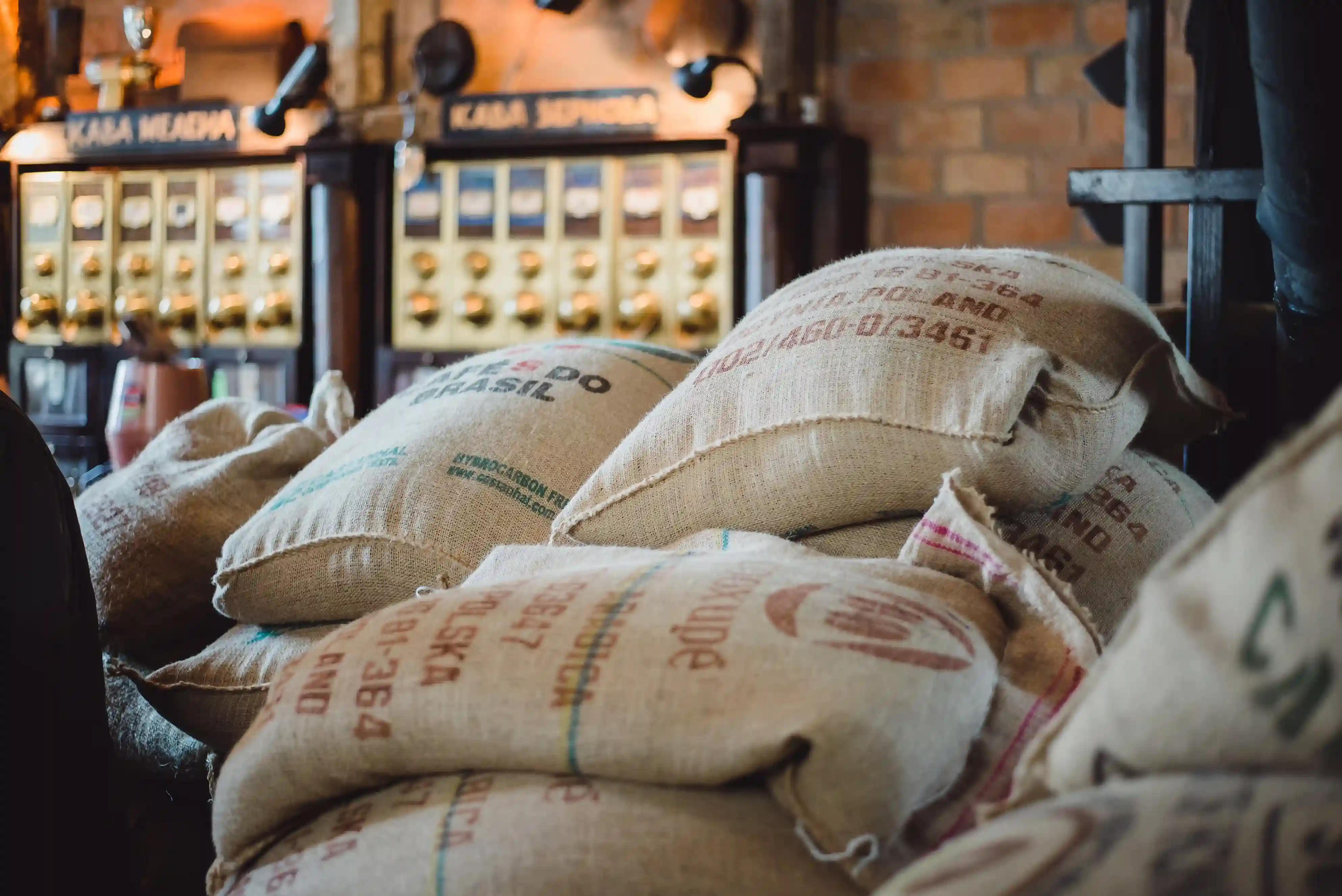 Discover How Super Sacks Improve Bulk Handling with Technical Advantages. Click Here to Learn.